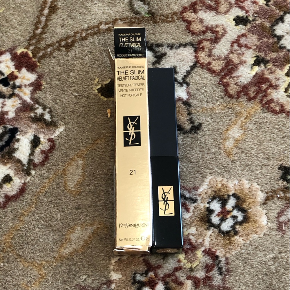 NIB YSL Beaute the slim velvet radical lipstick color 21